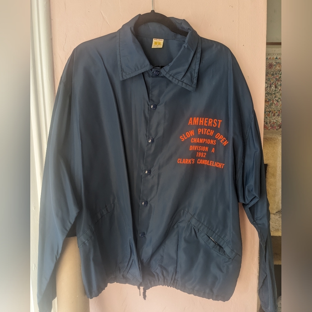 VINTAGE RUSSELL ATHLETIC SNAP WINDBREAKER (1982)